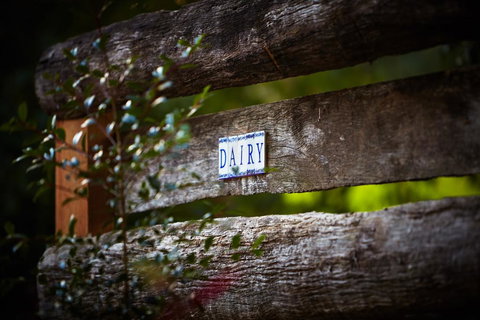 The Dairy Bales At Moo River Farm - Holiday Find 1
