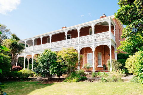 The Dragonfly North West - Holiday Find 1