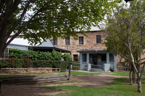 The Globe Hotel, Rylstone - Holiday Find 0
