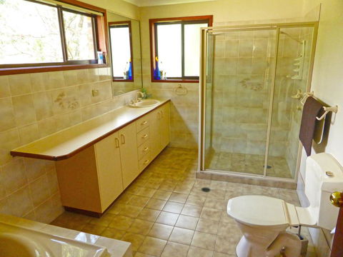 The Happy Shack @ Callala Bay - Holiday Find 2