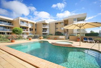 Book Alexandra Headland Accommodation Vacations Holiday Find Holiday Find