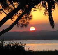 The Jetty Cabin Lakeside - Holiday Find