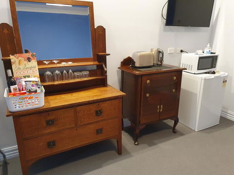 The Lancefield - Holiday Find 1