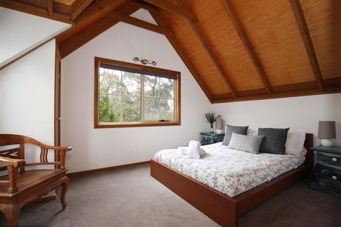 The Lodge - Holiday Find 2