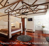 The Lodge Mapleton Falls - Holiday Find