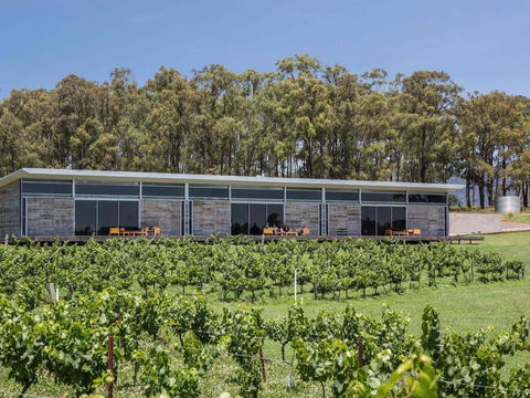 The Longhouse - Suite 2 - Holiday Find 0