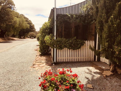 The Olde Devonshire House - Holiday Find 0