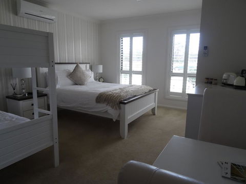 The Oxley Estate B&B - Holiday Find 0