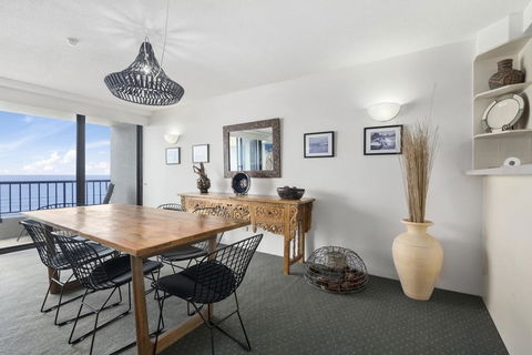 The Rocks Resort, Unit 8G - Holiday Find 3
