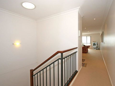 The Sands 60/20 Pacific Parade - Holiday Find 1