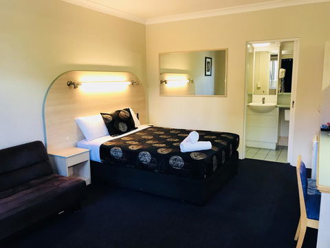 The Shamrock Hotel - Holiday Find 2