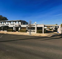 The Town House Motor Inn - Holiday Find