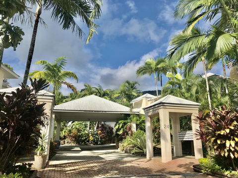 The Villas Palm Cove - Holiday Find 0