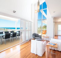 The White House - Central Coolum with Spectacular Ocean Views and WiFi - Holiday Find