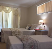 Theme Parks Amituofo Guest House - Holiday Find