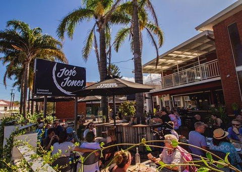 Thirroul Beach Motel - Holiday Find 1