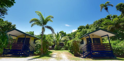 Thornton Beach Bungalows Daintree - Holiday Find 1