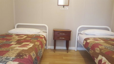 Tingle All Over Budget Accommodation - Holiday Find 3