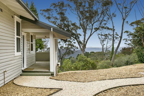 Toria Views - Holiday Find 0