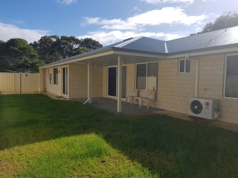 Towncrackers Guest House - Holiday Find 1