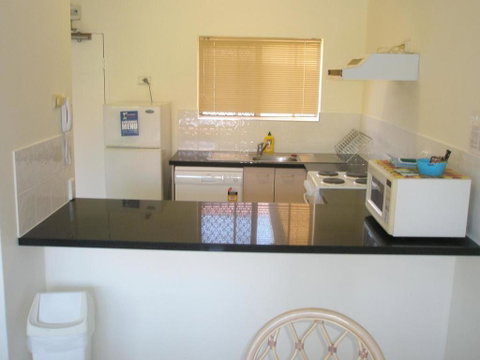 Tradewinds McLeod Holiday Apartments - Holiday Find 3