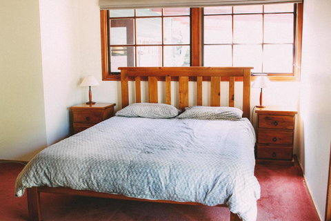 Tranquil Point - Holiday Find 1