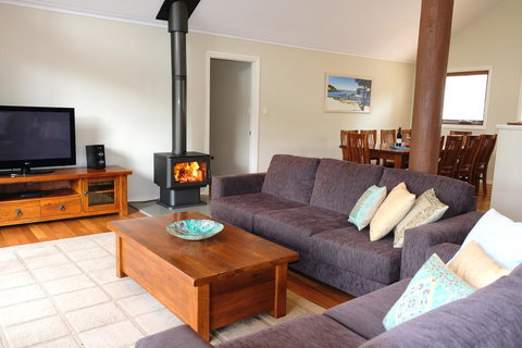 Treehouse - 3 Acre Elevated Nature Setting - Holiday Find 2