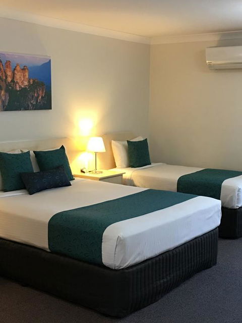 Tuckerbox Motor Inn - Holiday Find 1