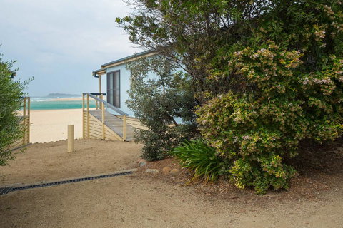 Tuross Beach Cabins & Campsites - Holiday Find 0