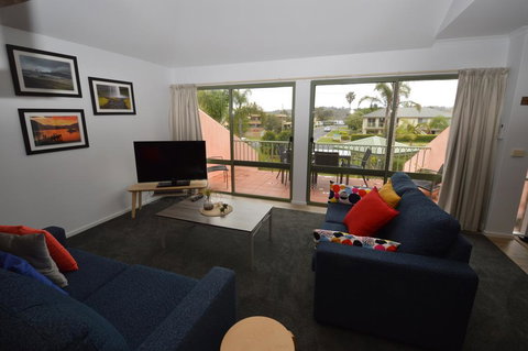 TUSCANY 10 - Holiday Find 1