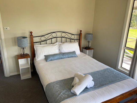 Twin Trees Country Cottages - Holiday Find 2
