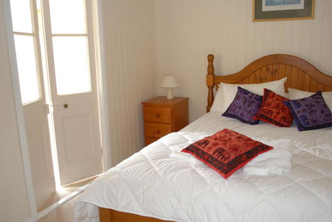 Twisted Gum Vineyard Cottage - Holiday Find 2