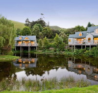 TWISTED WILLOW - spa fireplace couples retreat - Holiday Find