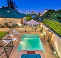 Ultimate Family Home - 3 Bedroom Lux Retreat with Private Pool Spa and Incredible Views - Holiday Find