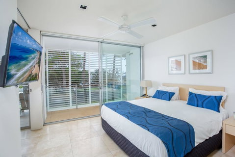 Unit 105 Plantation - Rainbow Beach, Plantation Resort, Second Floor, Aircon, Pool, Spa - Holiday Find 3