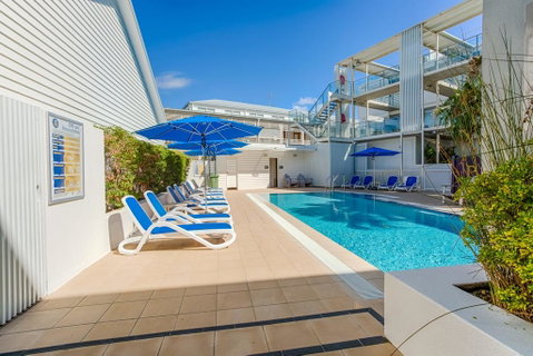 Unit 3 Plantation - Rainbow Beach, Air Conditioned, Pool And Outdoor Spa, Plantation Resort - Holiday Find 1