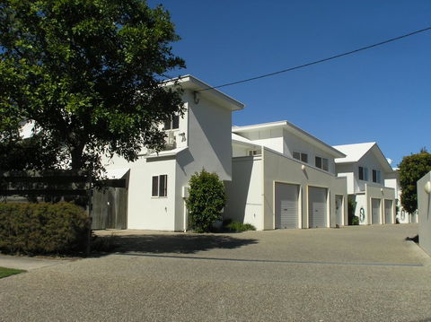 Unit 9 Marcoola Shores 1 Flindersia Street Marcoola, 500 BOND, LINEN INCLUDED - Holiday Find 2