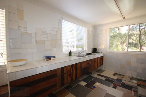 Up-cycle House Blackheath - Holiday Find 3