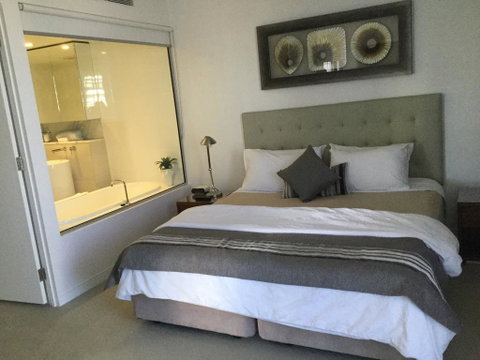 Upmarket Resort At Oracle Broadbeach URGC - Holiday Find 3