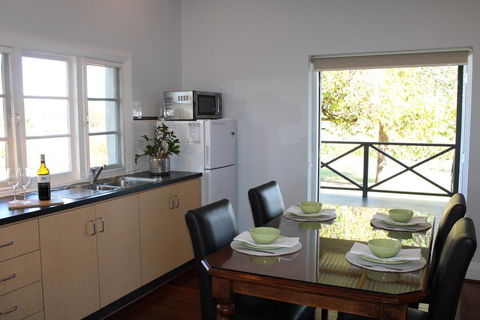 Upper Reach Spa Cottage - Holiday Find 3