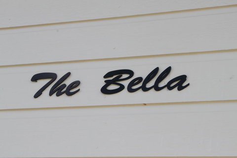 Valley Cabins By The Creek - Holiday Find 1