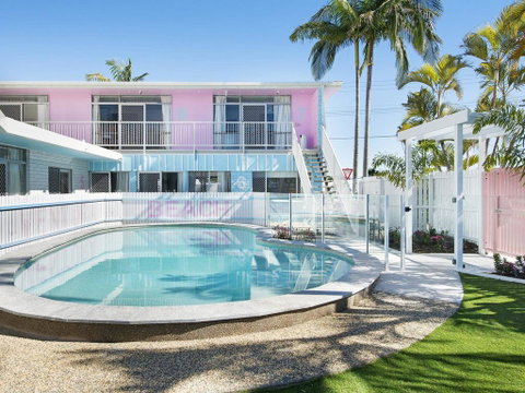 Ventura Beach Motel 2 Bed Poolside - Unit 1 - Holiday Find 2