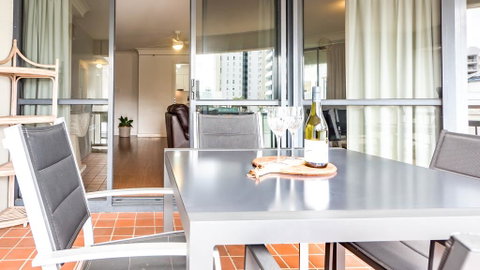 Victoria Square Apartments - Holiday Find 3