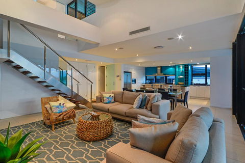 Villa 12 The Edge On Hamilton Island - Holiday Find 3