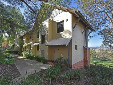 Villa 2br 540 Greenview Resort Condo Located Within Cypress Lakes Resort Nothing Is More Central - Holiday Find 3