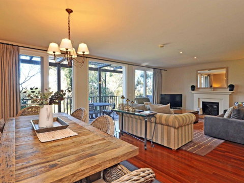 Villa 3br Beaujolais Luxe + Style Resort Condo Located Within Cypress Lakes Resort (nothing Is More Central) - Holiday Find 0