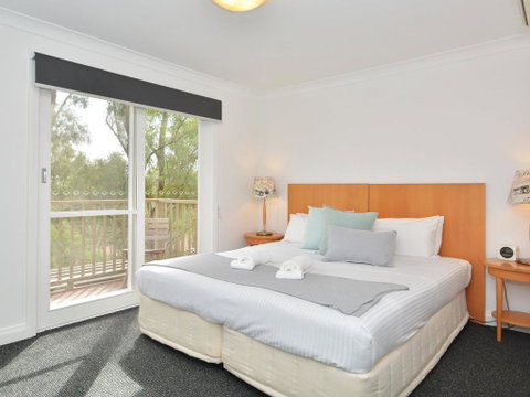 Villa 3br Tranquility Resort Condo Located Within Cypress Lakes Resort (nothing Is More Central) - Holiday Find 1