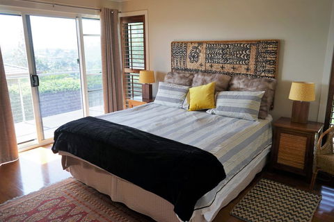 Villa With Views & Pool - Holiday Find 3