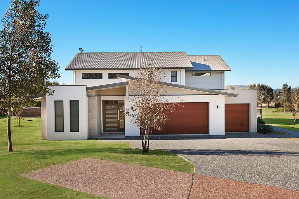 South Maitland NSW Holiday Find