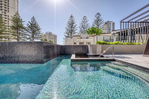 Vue Broadbeach - Holiday Find 2